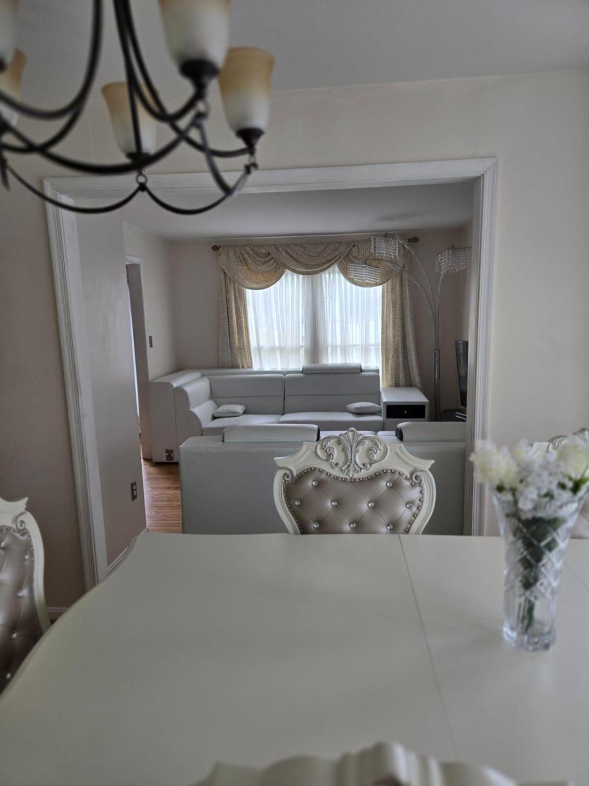 Special Rate Worthy Posh And Magnificent 4 Bedrooms And Two & Half Bath Greenbelt Exterior photo