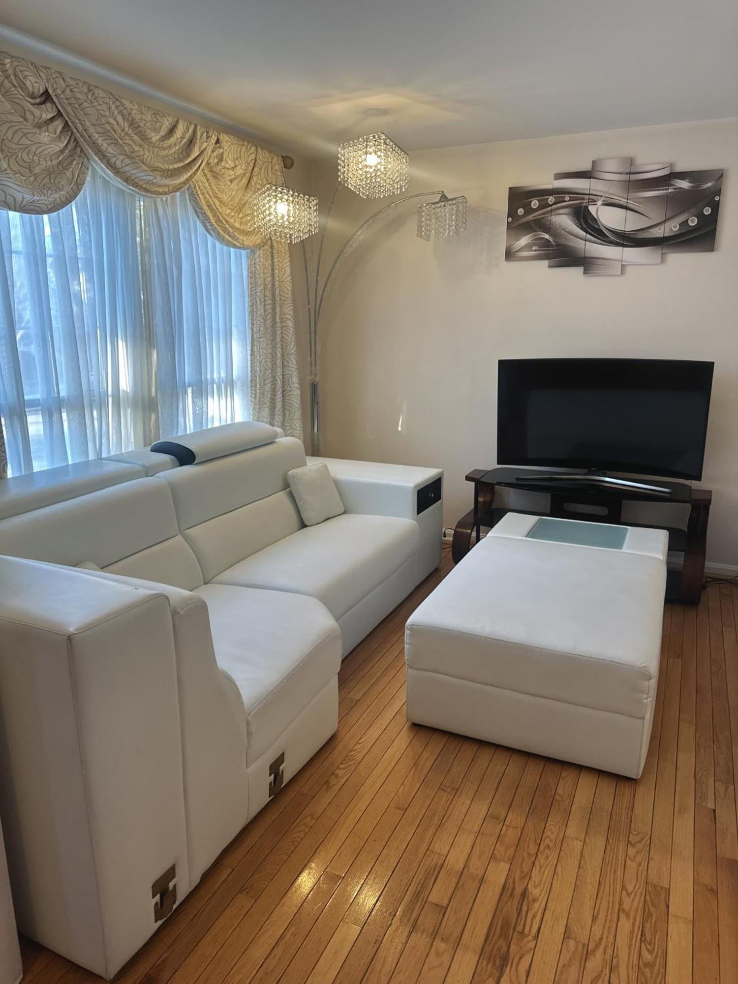 Special Rate Worthy Posh And Magnificent 4 Bedrooms And Two & Half Bath Greenbelt Exterior photo